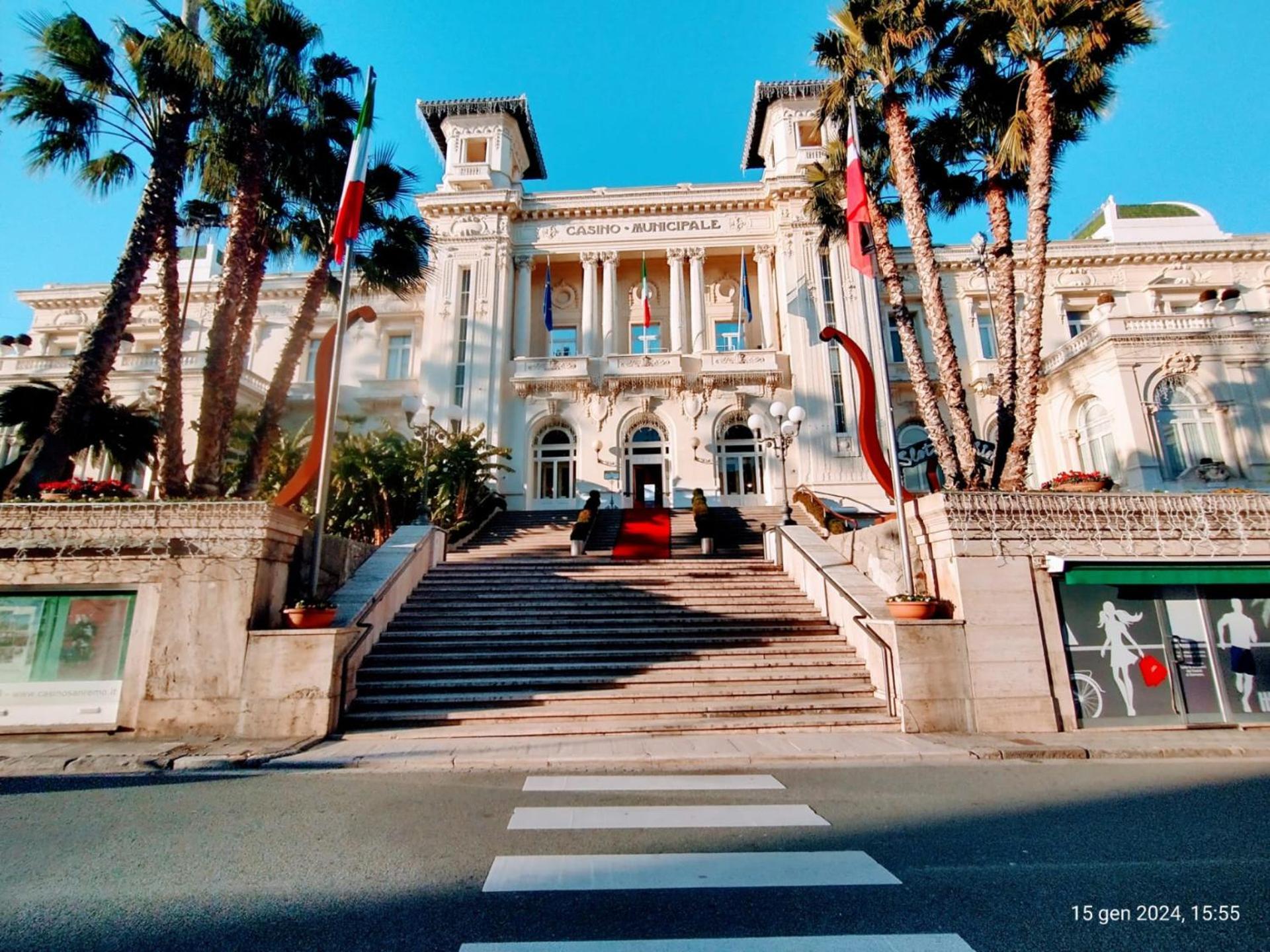 Menotti Holiday House Sanremo Exterior foto